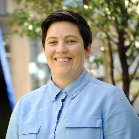 Portrait of Dr Ashleigh Smith