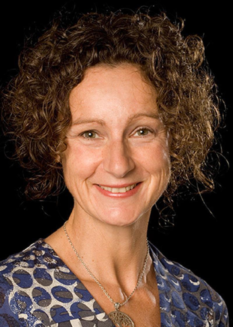 Portrait of Dr Imogen Clark